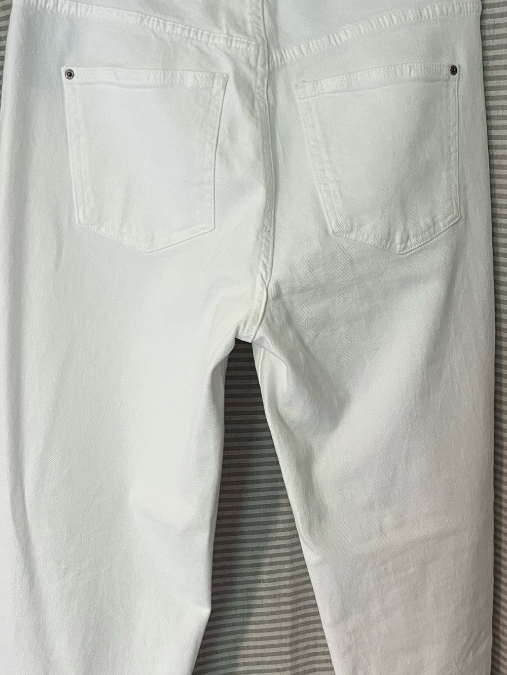 Mom Fit Zara Jeans (White) NWT - Picture 7 of 8